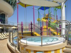 Independence of the Seas Splashaway Bay picture