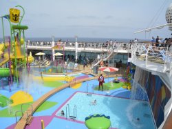 Independence of the Seas Splashaway Bay picture