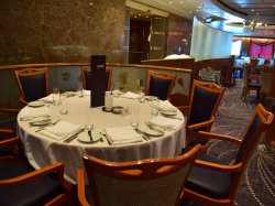 Norwegian Sun Four Seasons Main Dining Room picture