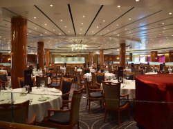 Norwegian Sun Four Seasons Main Dining Room picture