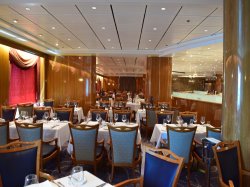 Norwegian Sun Four Seasons Main Dining Room picture