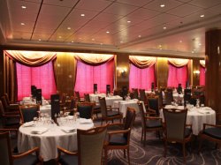 Norwegian Sun Four Seasons Main Dining Room picture