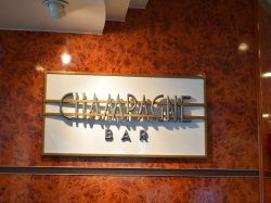 Norwegian Sun Champagne Bar picture