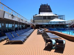 Norwegian Sun Pools picture