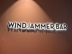 Norwegian Sun Windjammer Bar picture