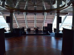 Norwegian Sun Spinnaker Lounge picture