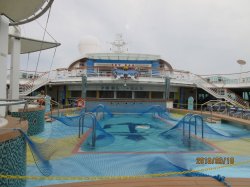 Serenade of the Seas Main Pool picture