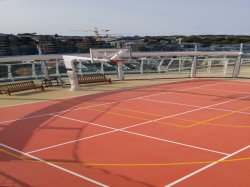 Serenade of the Seas Sports Court picture