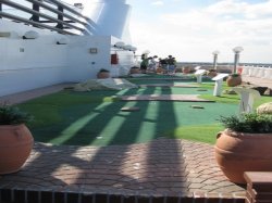 MSC Poesia Mini-Golf picture