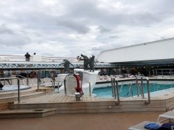 Oosterdam Lido Pool picture