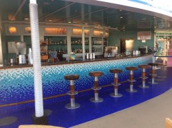 Norwegian Gem Topsiders Bar picture