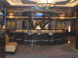 Norwegian Escape Mixx Bar picture