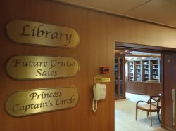 Sapphire Princess Circle Desk picture