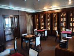 Norwegian Escape Library picture