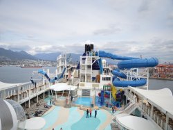 Norwegian Joy Aqua Racer picture