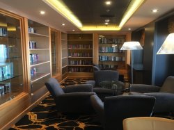 MSC Armonia Lounge & Library picture