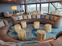 Norwegian Bliss Horizon Lounge picture