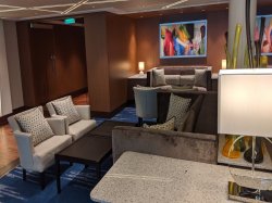 Norwegian Encore Horizon Lounge picture