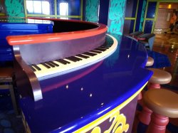 Carnival Conquest Blues Piano Bar picture