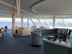 Norwegian Encore Horizon Lounge picture