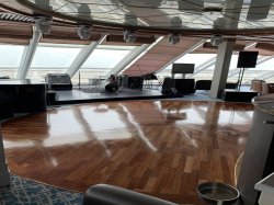 Norwegian Sun Spinnaker Lounge picture