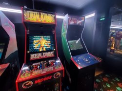 Scarlet Lady Arcade picture