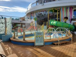 Odyssey of the Seas SplashAway Bay picture