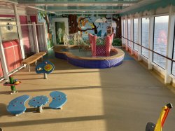 Norwegian Gem Kids Pool picture