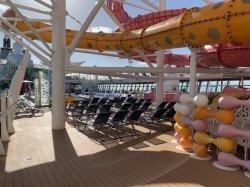 Oasis of the Seas Main Pool picture