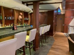 Oasis of the Seas Schooner Bar picture