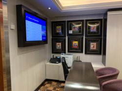 Oasis of the Seas Art Gallery picture