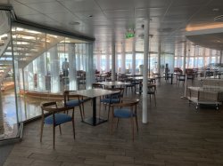 Oasis of the Seas Solarium Cafe picture