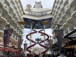 Oasis of the Seas Boardwalk picture