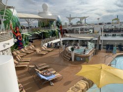 Oasis of the Seas Beach Pool picture