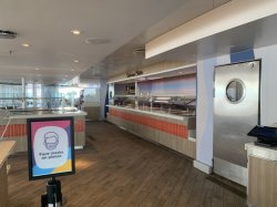 Oasis of the Seas Solarium Cafe picture