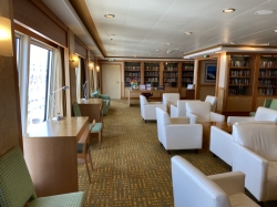 Norwegian Pearl Library picture