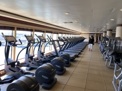 Norwegian Pearl Fitness Center picture