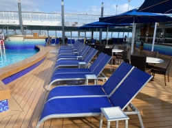 Norwegian Pearl Tahitian Pool picture