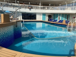 Norwegian Pearl Tahitian Pool picture