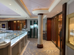 Norwegian Pearl Trade Winds Boutiques picture