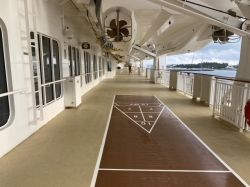 Norwegian Pearl Promenade Deck picture