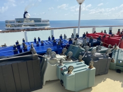 Norwegian Pearl Freestyle Deck picture