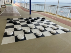 Norwegian Pearl Deck Games picture