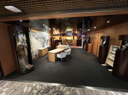 Zaandam Future Cruise Desk picture