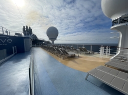 Sun Deck Deck 19 picture