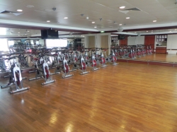 Norwegian Pearl Fitness Center picture