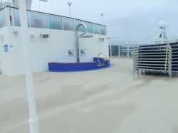 Norwegian Pearl Sun Deck picture