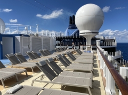 Sun Deck Deck 19 picture