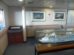 Norwegian Pearl Bridge Viewing Room picture