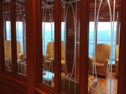 Island Princess Churchill Lounge picture